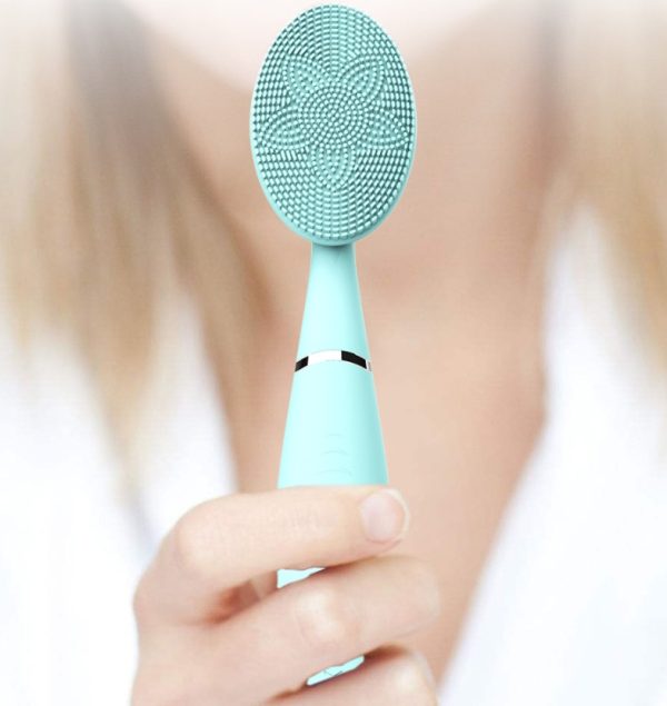 Rechargeable Silicone Cleansing Device - Image 2