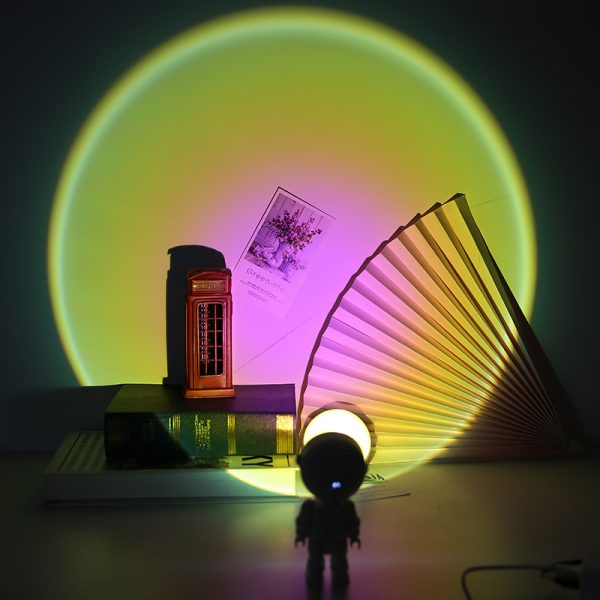 Rechargeable Astronaut Robot Rainbow Projection Sun Lamp Table Lamp Sunset Lamp Infinite Dimming Bedroom Atmosphere Lamp - Image 4